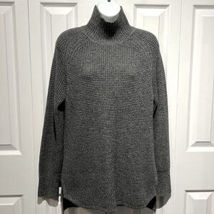 Banana Republic Grey Mock‎ Neck Sweater Size M